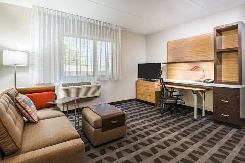 Jobs in TownePlace Suites by Marriott Latham Albany Airport - reviews
